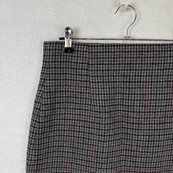 NWT ZARA Houndstooth Mini Skirt Side Zip Black Gray Red Size Small - Picture 2 of 13